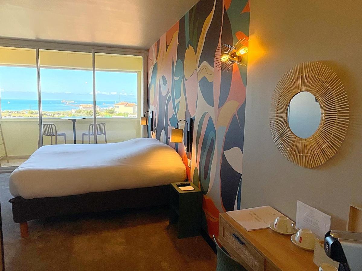 Hotel La Grande Conque Agde Bagian luar foto
