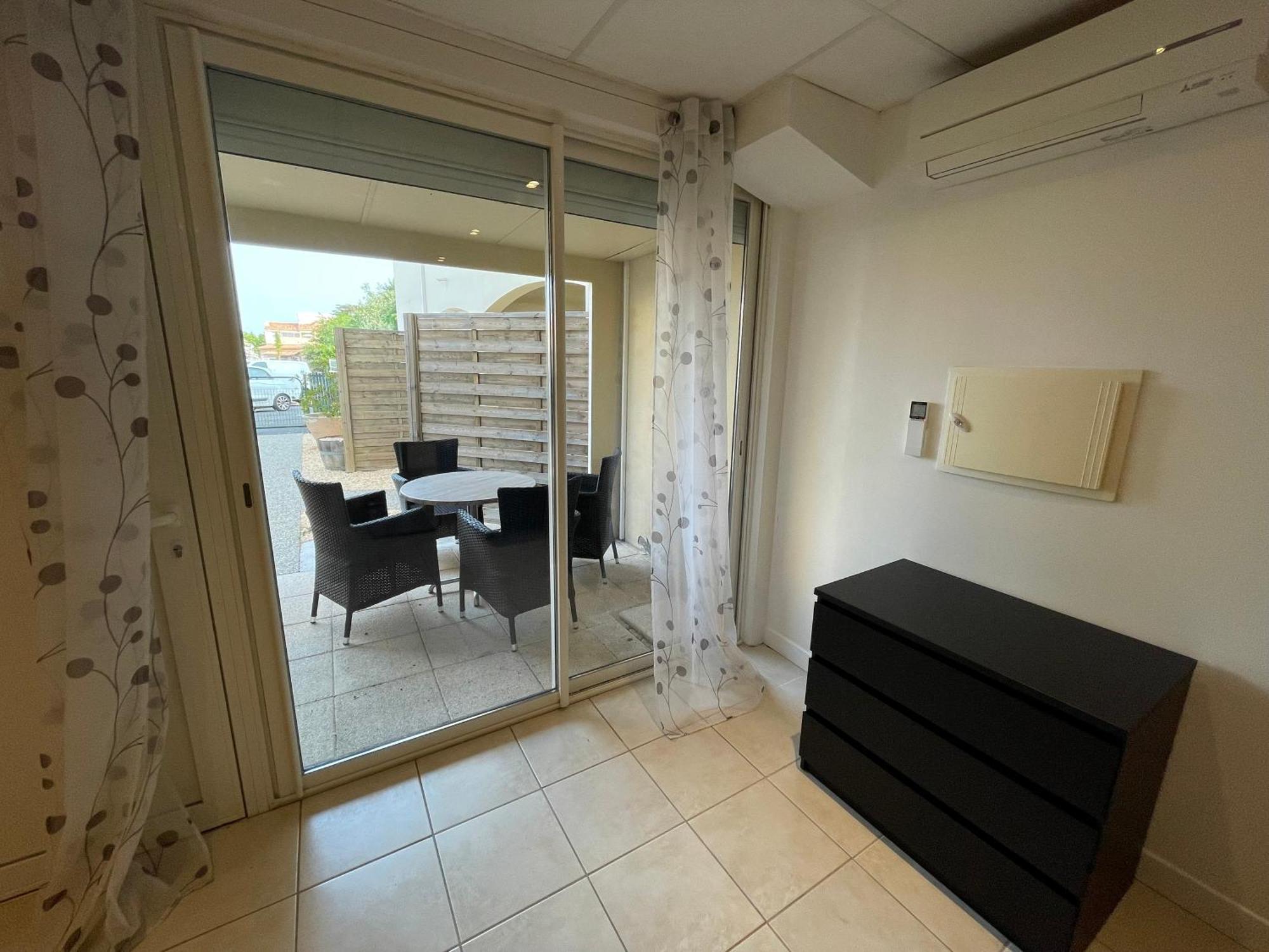 Hotel La Grande Conque Agde Bagian luar foto