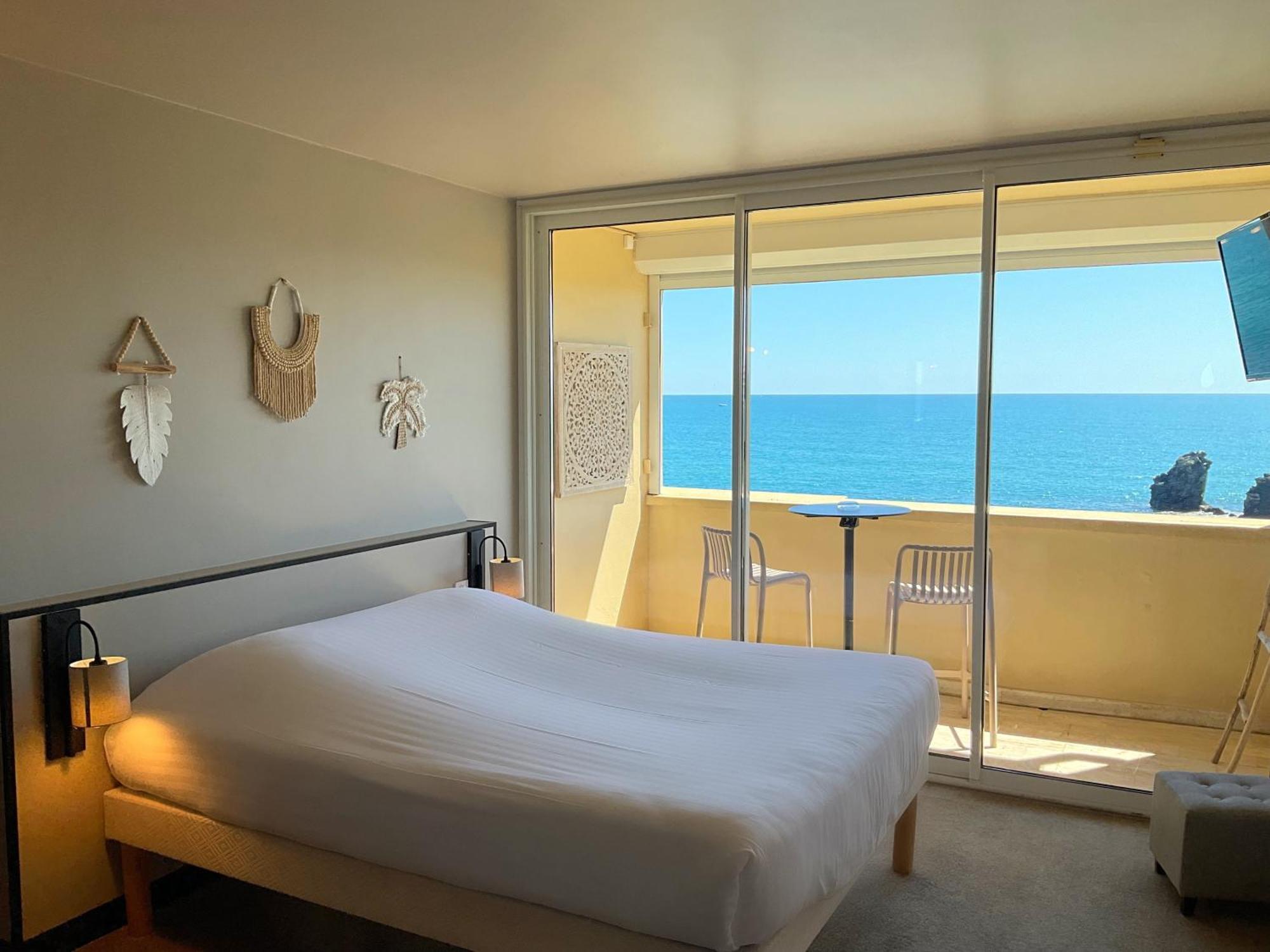 Hotel La Grande Conque Agde Bagian luar foto