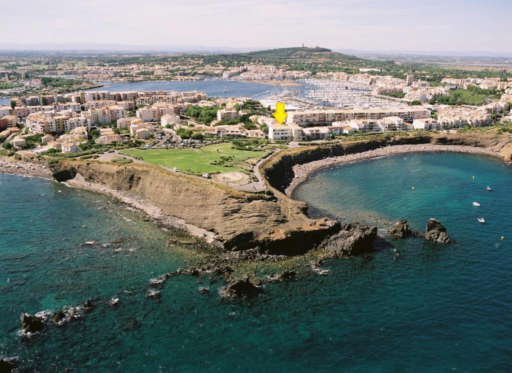 Hotel La Grande Conque Agde Bagian luar foto